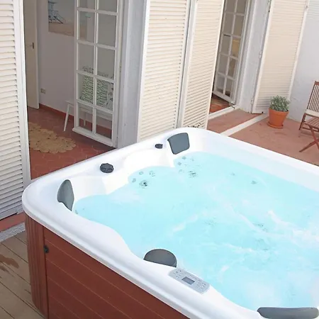 Cozy Marine & Spa Villa * Cambrils