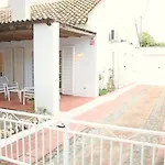 Semesterbostad Cozy Marine & Spa Villa